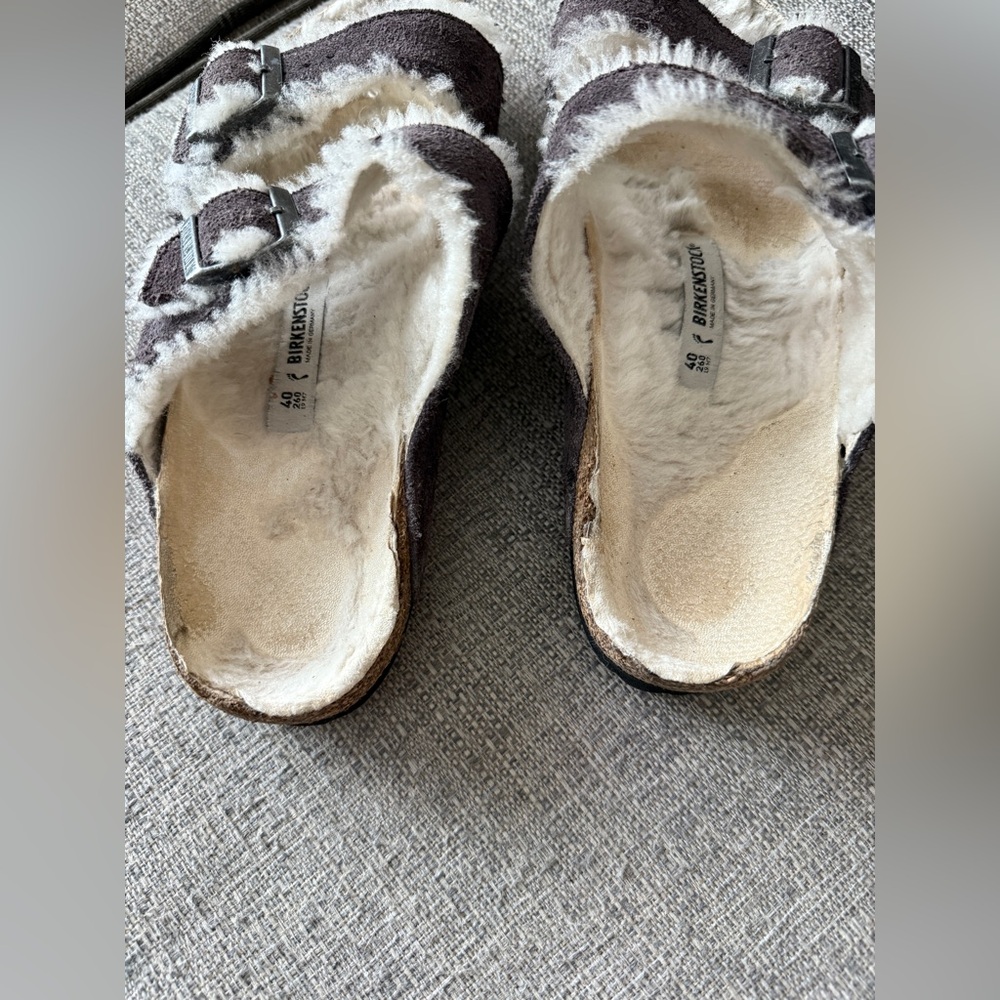 Birkenstock Arizona Shearling Size 40 - 9-9.5 US Dark Brown Shearling Sandals. - Picture 5 of 8